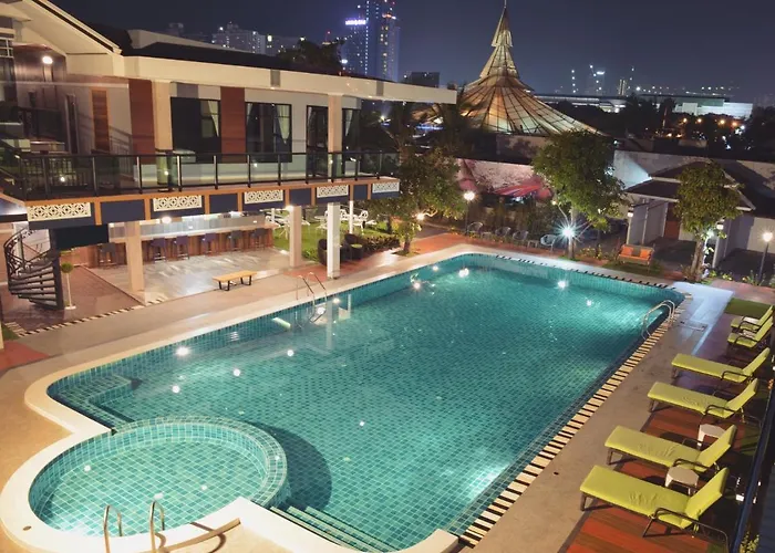 The Tamnan Pattaya Hotel & Resort